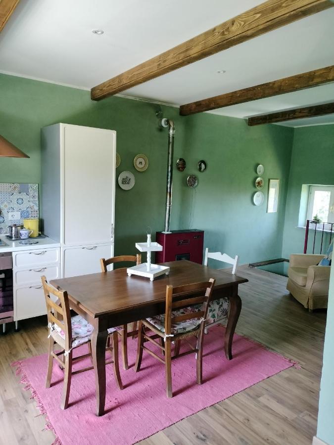 Casa Relax Immersa Nel Verde Della Natura Casalborgone Esterno foto