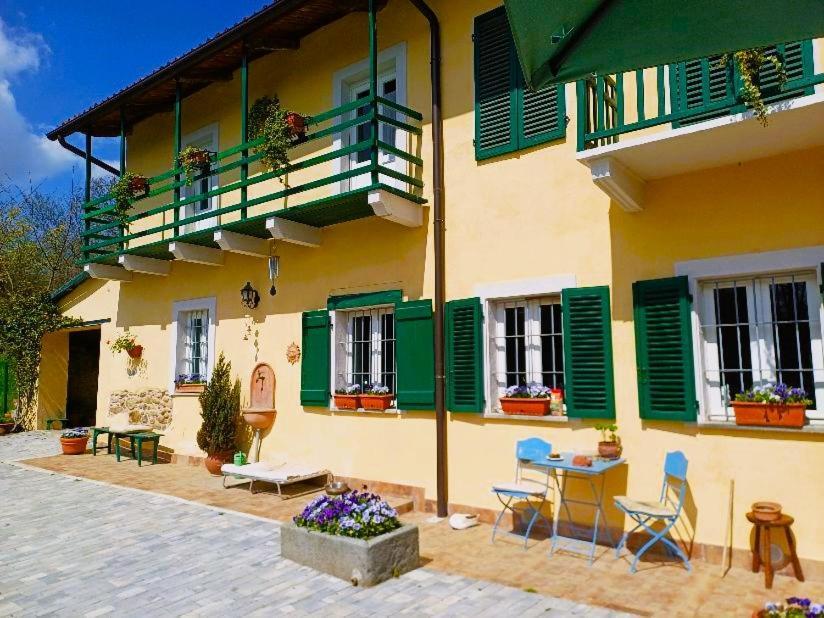 Casa Relax Immersa Nel Verde Della Natura Casalborgone Esterno foto